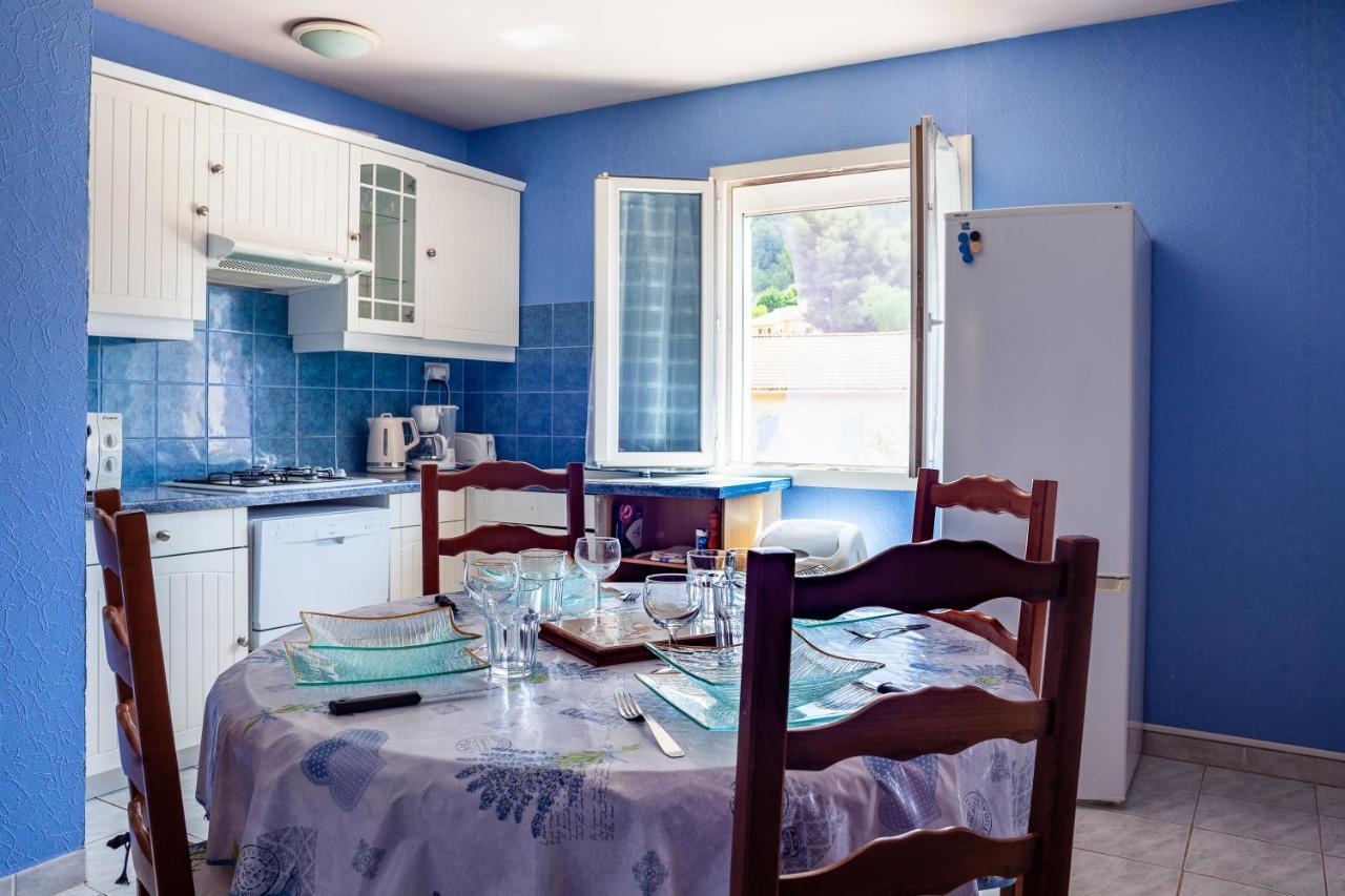 Appartement Avec Piscine Et Cuisine Roquefort-la-Bédoule Buitenkant foto