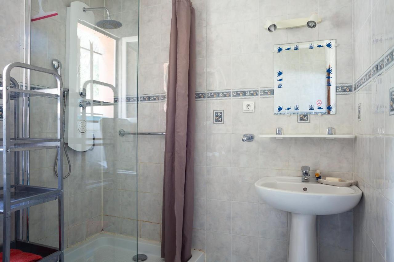 Appartement Avec Piscine Et Cuisine Roquefort-la-Bédoule Buitenkant foto